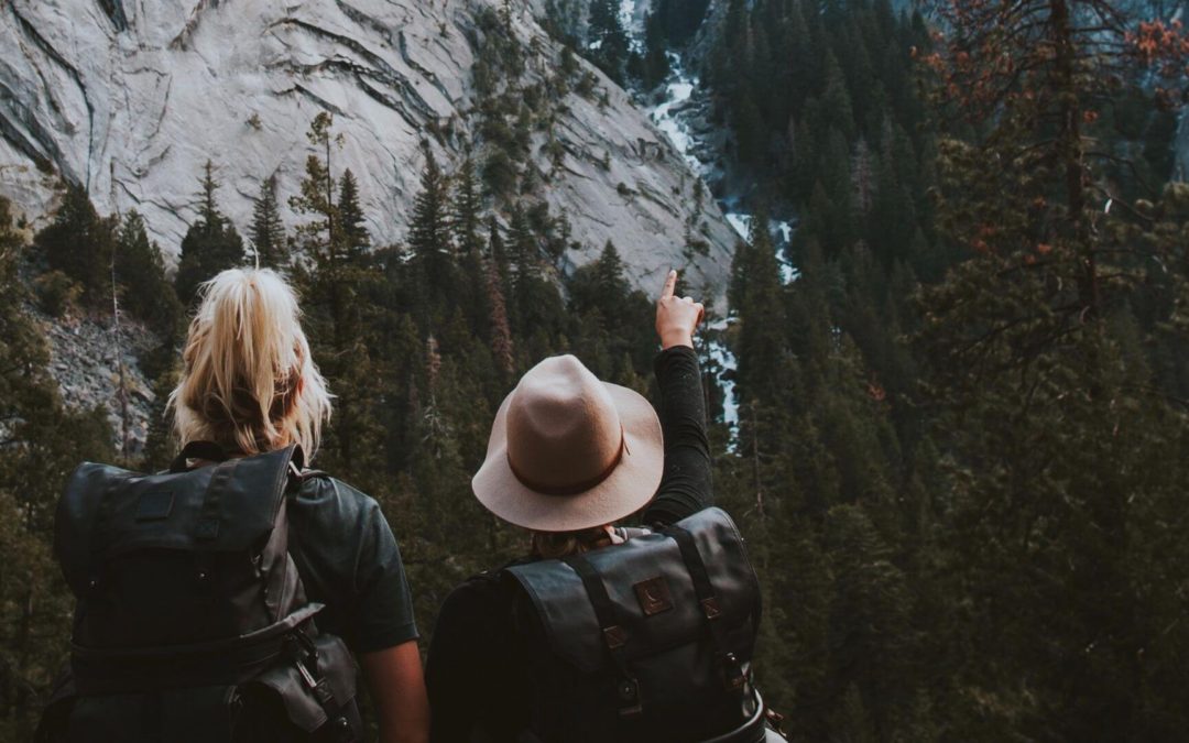 Krótkie rozmowy z nieznajomymi – dlaczego warto nawet jak myślisz, że tego nie lubisz